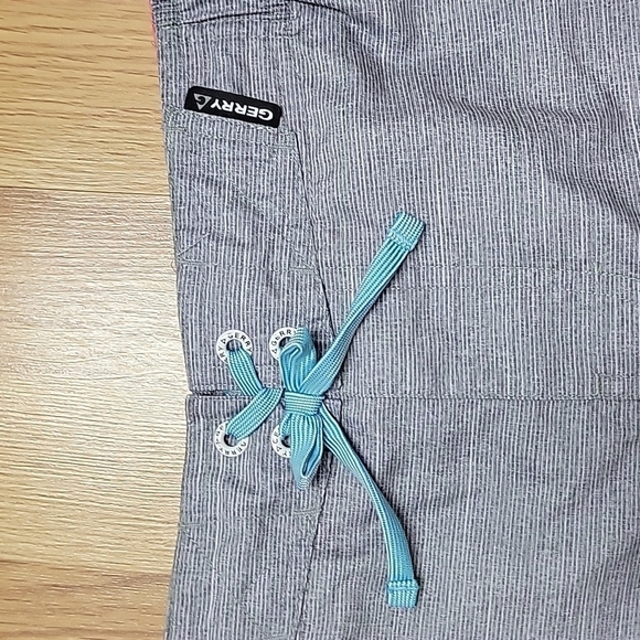 Gerry Youth / Boy's Swim Trunks Board Shorts like new - Picture 2 of 8